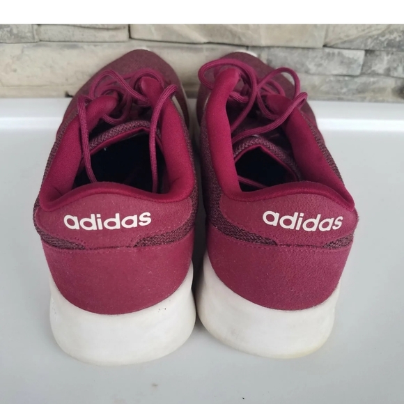 Adidas HWA 1Y3001 Womans red White Cloudfoam Running Shoe/ Sneaker Sz 9.5 LV Fem - Picture 4 of 10